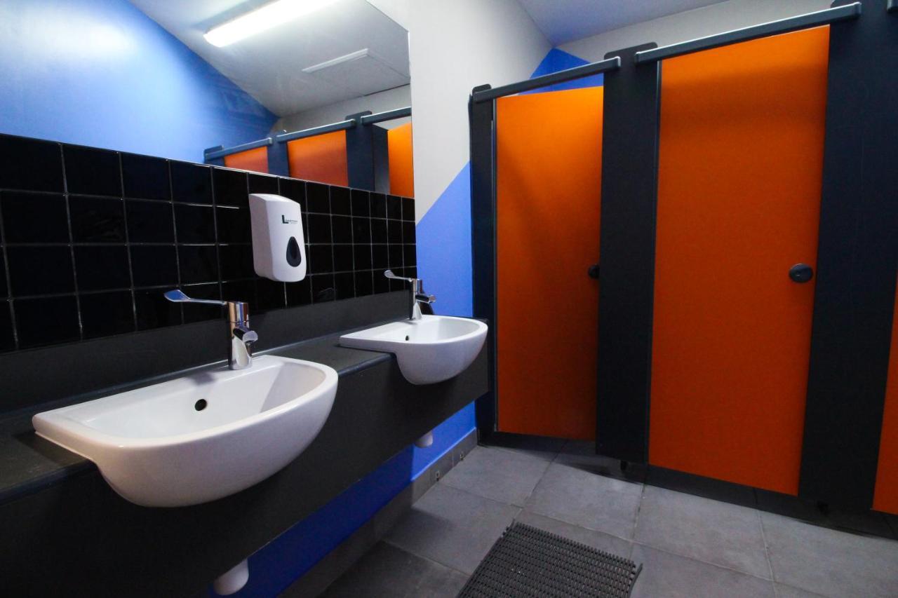 Backpackers Youth 18 - 35 Years Old Only Londra