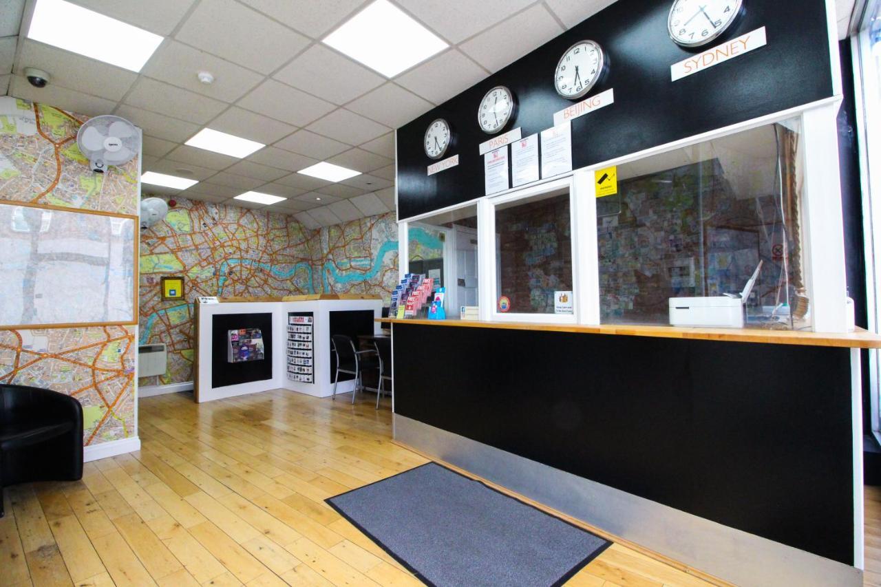 Хостел Backpackers Youth 18 - 35 Years Old Only